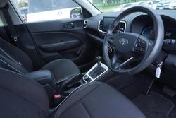 2024 Hyundai Venue Active