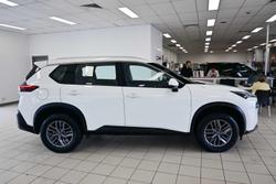 2023 Nissan X-TRAIL ST