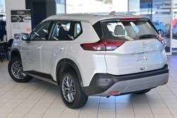 2024 Nissan X-TRAIL ST