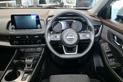 2024 Nissan X-TRAIL ST