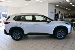 2024 Nissan X-TRAIL ST