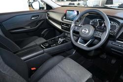 2024 Nissan X-TRAIL ST