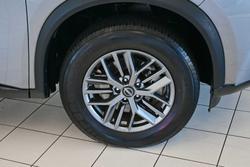 2024 Nissan X-TRAIL ST