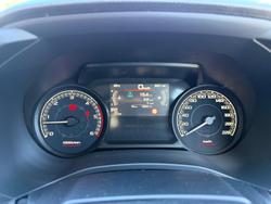 2025 Isuzu D-MAX SX MY24 4X4 Dual Range Mineral White