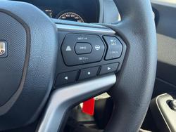 2025 Isuzu D-MAX SX MY24 4X4 Dual Range Mineral White