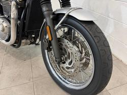 2017 Triumph Bonneville T120 Bonneville Silver