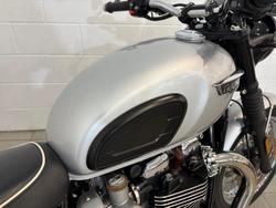 2017 Triumph Bonneville T120 Bonneville Silver