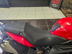 2014 Triumph SPEED TRIPLE RED