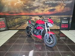 2014 Triumph SPEED TRIPLE RED