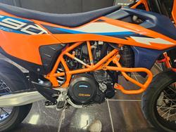 2024 Ktm 690 SMC R ORANGE