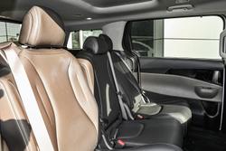 2025 Kia Carnival GT-Line HEV