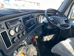 2022 Freightliner Cascadia 116 White