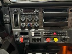 2022 Freightliner Cascadia 116 White