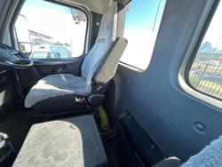 2022 Freightliner Cascadia 116 White