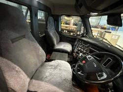 2022 Freightliner Cascadia 116 White