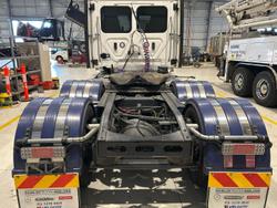 2022 Freightliner Cascadia 116 White