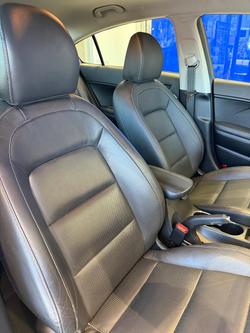 2017 Kia Cerato Sport+