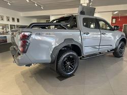 2026 ISUZU D-MAX BLADE