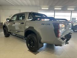 2026 ISUZU D-MAX BLADE