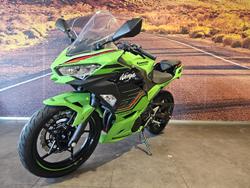 2023 Kawasaki Ninja 400 Special Edition (EX400G) Ninja Green