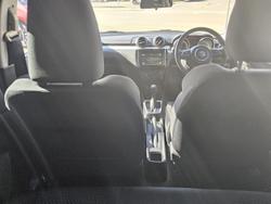 2023 Suzuki Swift GL AZ Series II Pure White