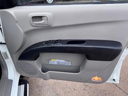 2013 Mitsubishi Triton GLX MN MY14 4X4 Dual Range White