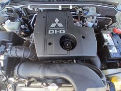 2016 Mitsubishi Pajero GLS