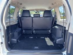 2016 Mitsubishi Pajero GLS