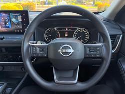 2025 Nissan X-TRAIL ST