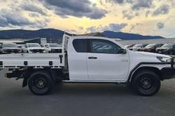 2020 Toyota Hilux SR