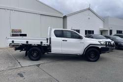 2020 Toyota Hilux SR