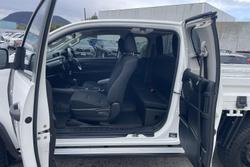 2020 Toyota Hilux SR