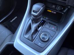 2024 Toyota RAV4 GXL