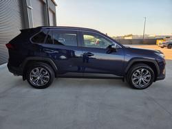 2024 Toyota RAV4 GXL