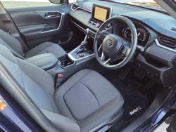 2024 Toyota RAV4 GXL