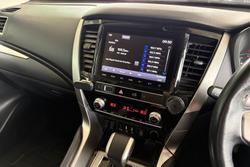 2020 Mitsubishi Pajero Sport Exceed