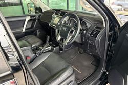 2017 Toyota Landcruiser Prado Altitude