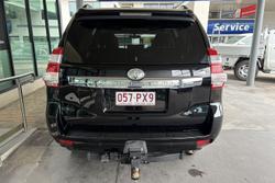 2017 Toyota Landcruiser Prado Altitude