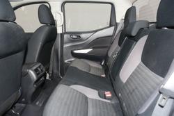 2023 Nissan Navara SL