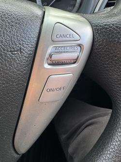 2013 Nissan Pulsar ST
