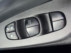 2013 Nissan Pulsar ST