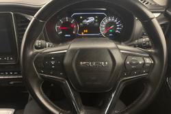 2022 Isuzu MU-X LS-U