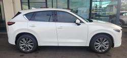2025 Mazda CX-5 G25 Akera
