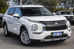 2022 Mitsubishi Outlander LS