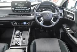 2022 Mitsubishi Outlander LS