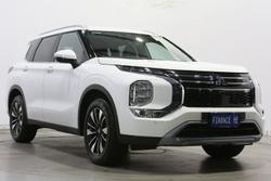 2025 Mitsubishi Outlander LS