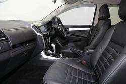 2019 Isuzu MU-X LS-T