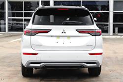 2025 Mitsubishi Outlander Exceed Tourer