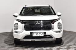 2022 Mitsubishi Outlander LS