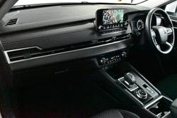 2022 Mitsubishi Outlander LS